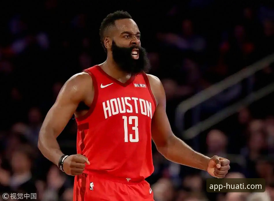 一场比赛看懂NBA赛场实用技巧——火箭大胜尼克斯的战术拆解指南